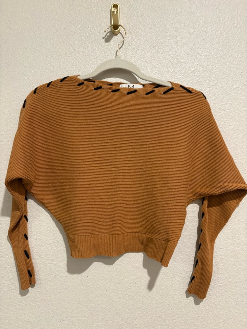 Magaschoni Camel Cropped Ribbed Sweater with Black Stitching